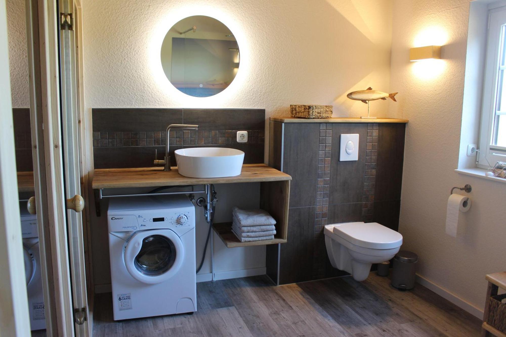 Idyllisches-Blockbohlenhaus-Mit-Eigenem-Garten-Und-Sauna-Zum-Wohlfuehlen Martensrade Esterno foto