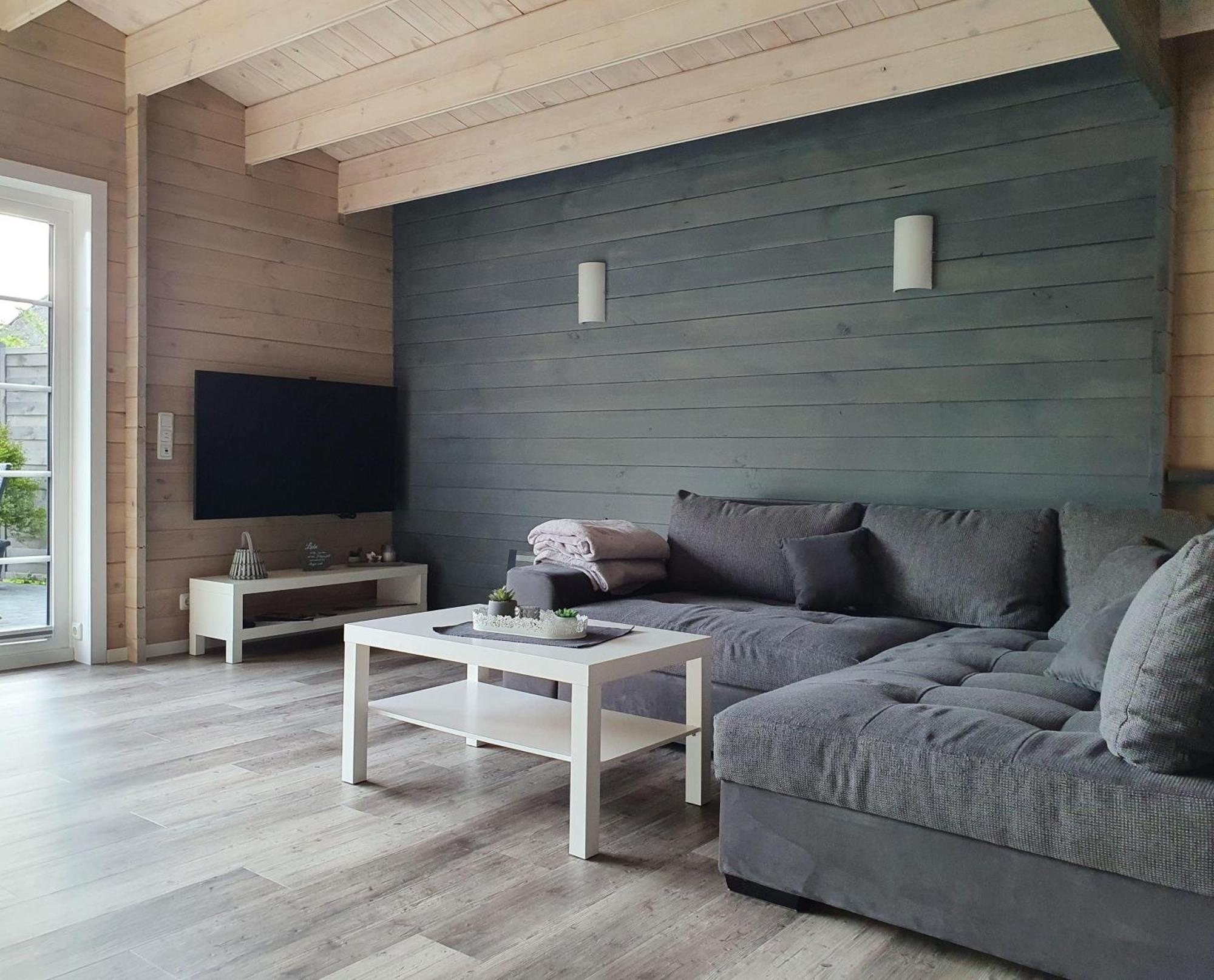 Idyllisches-Blockbohlenhaus-Mit-Eigenem-Garten-Und-Sauna-Zum-Wohlfuehlen Martensrade Esterno foto